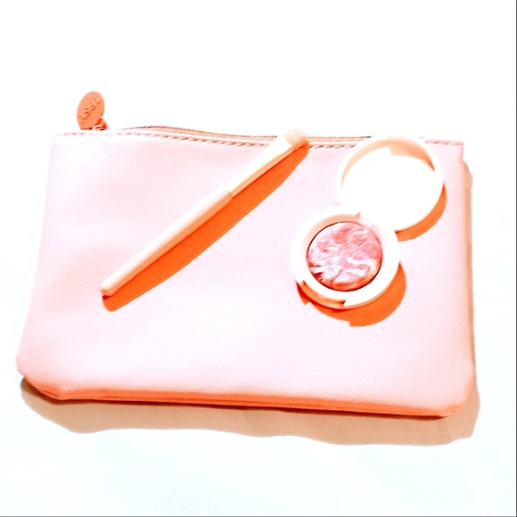 New Unused Ipsy Makeup/Accessories Bag,Ciate Of London Eyeshadow, Makeup Brush - Picture 2 of 6